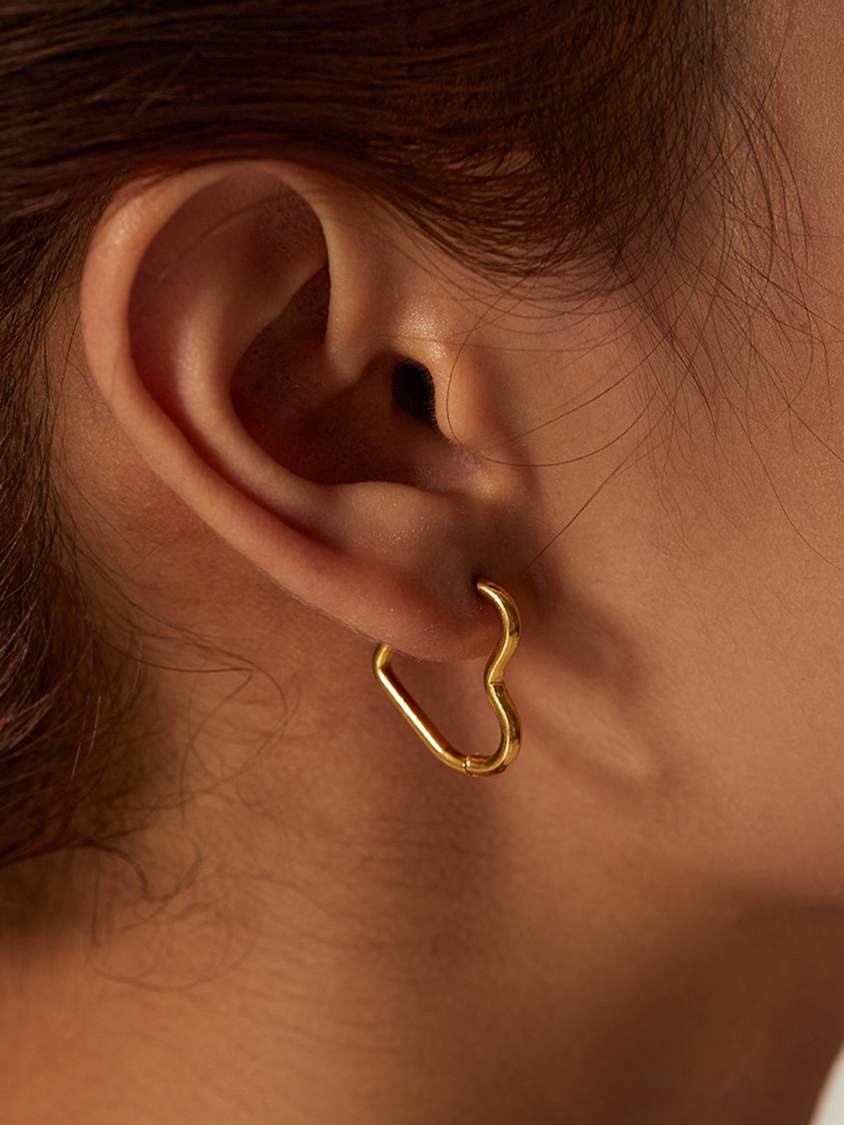 Clara | Elegante Herz Ohrstecker