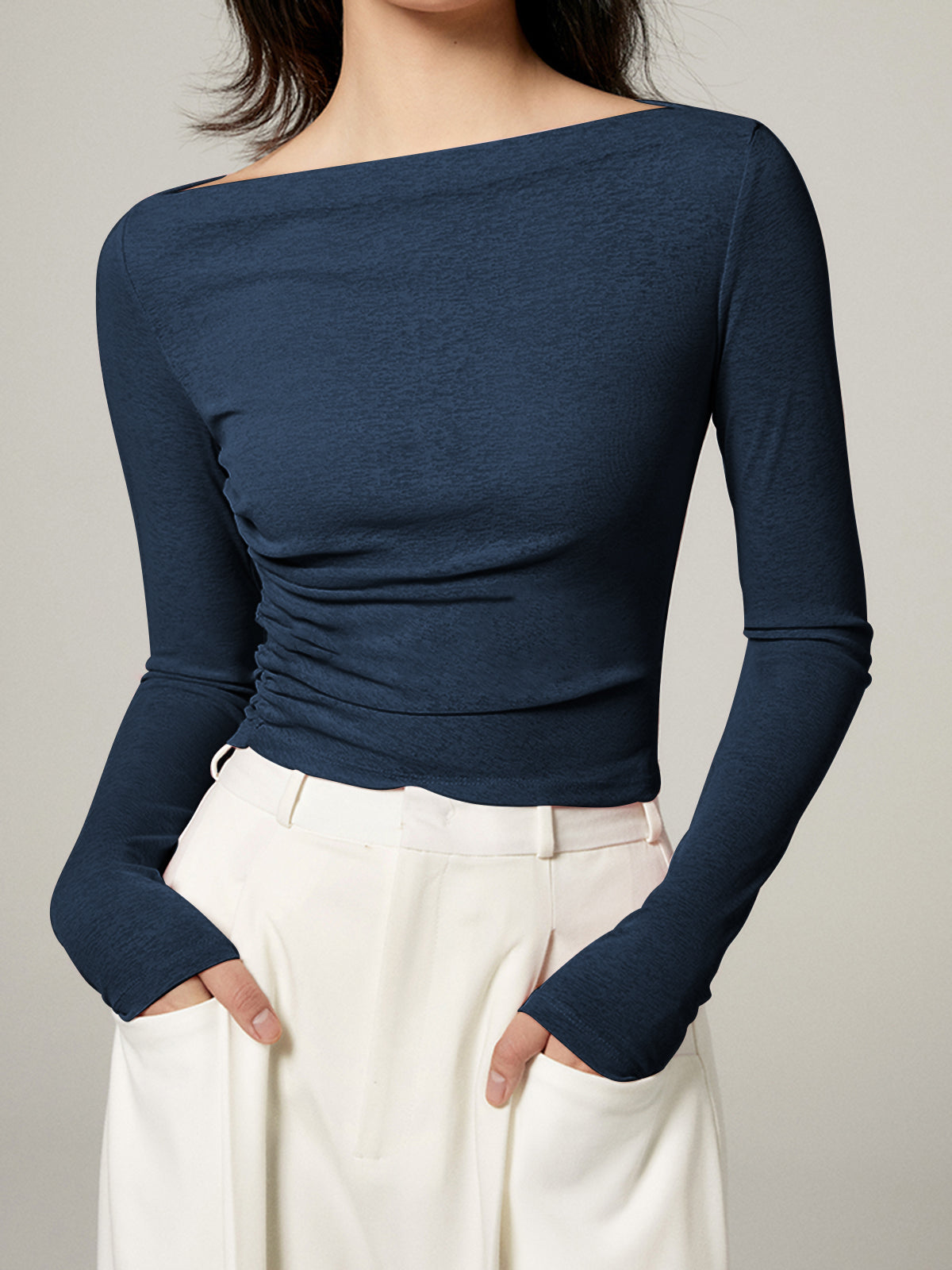 Clara | Elegantes Slim-Jersey-Top mit geradeem Ausschnitt