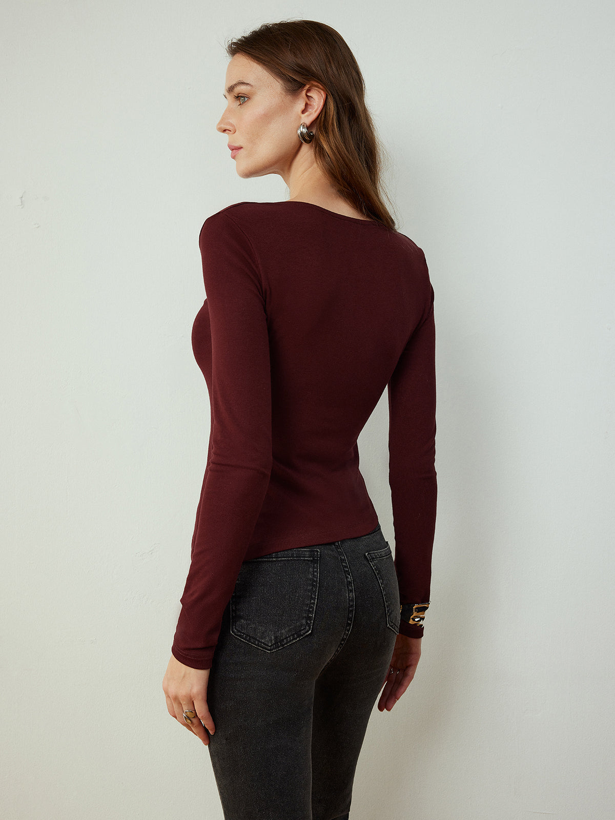 Leni | Elegante Bluse mit Cowl-Neck und Metall-Details