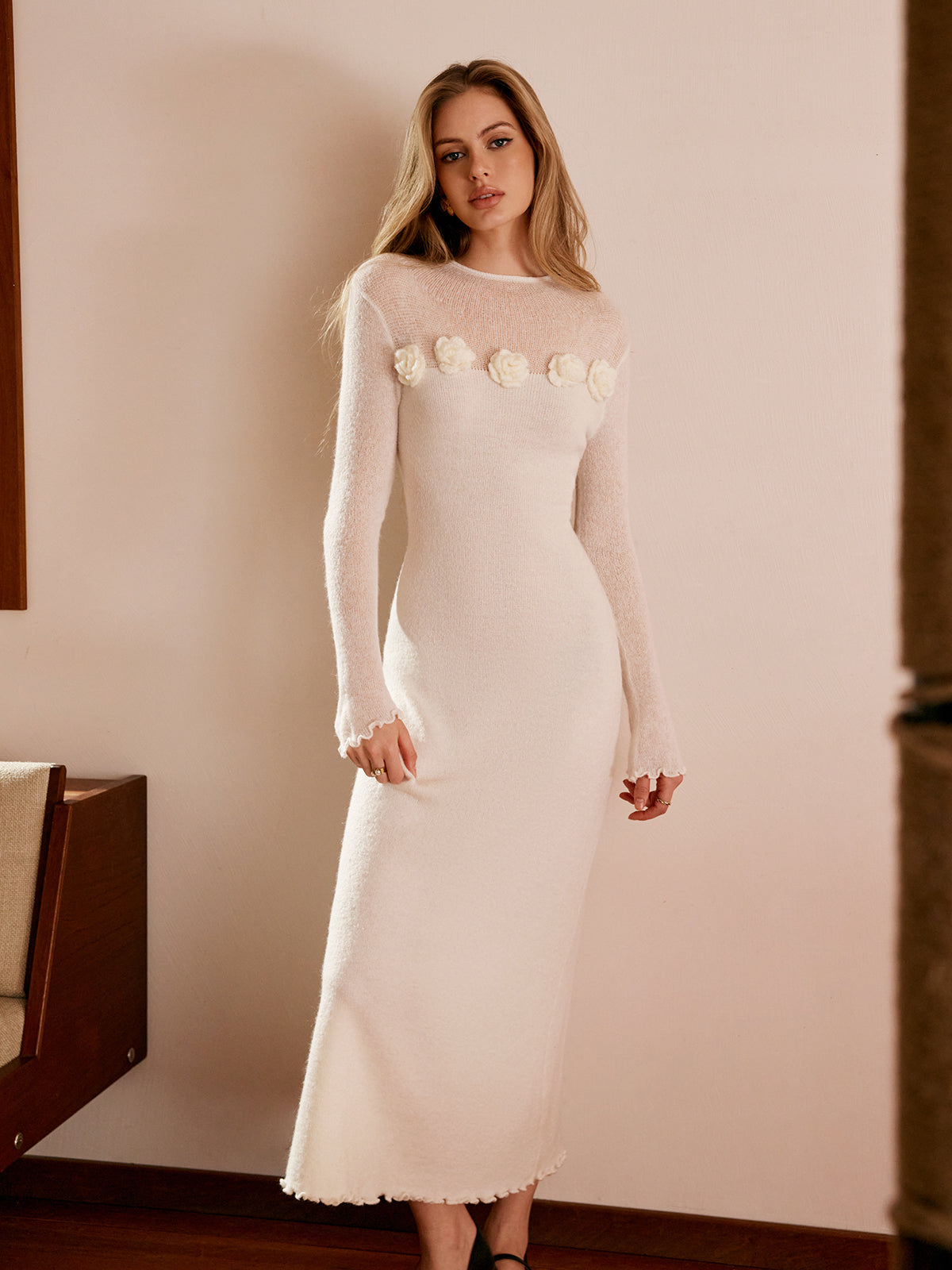 Clara | Wollmischung 3D Blumen-Latzkleid