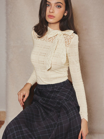 Clara | Bezaubernde Spitzenshirt-Bluse