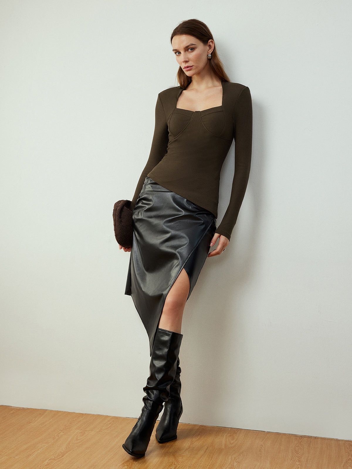 Clara | Asymmetrische Skinny-Bluse