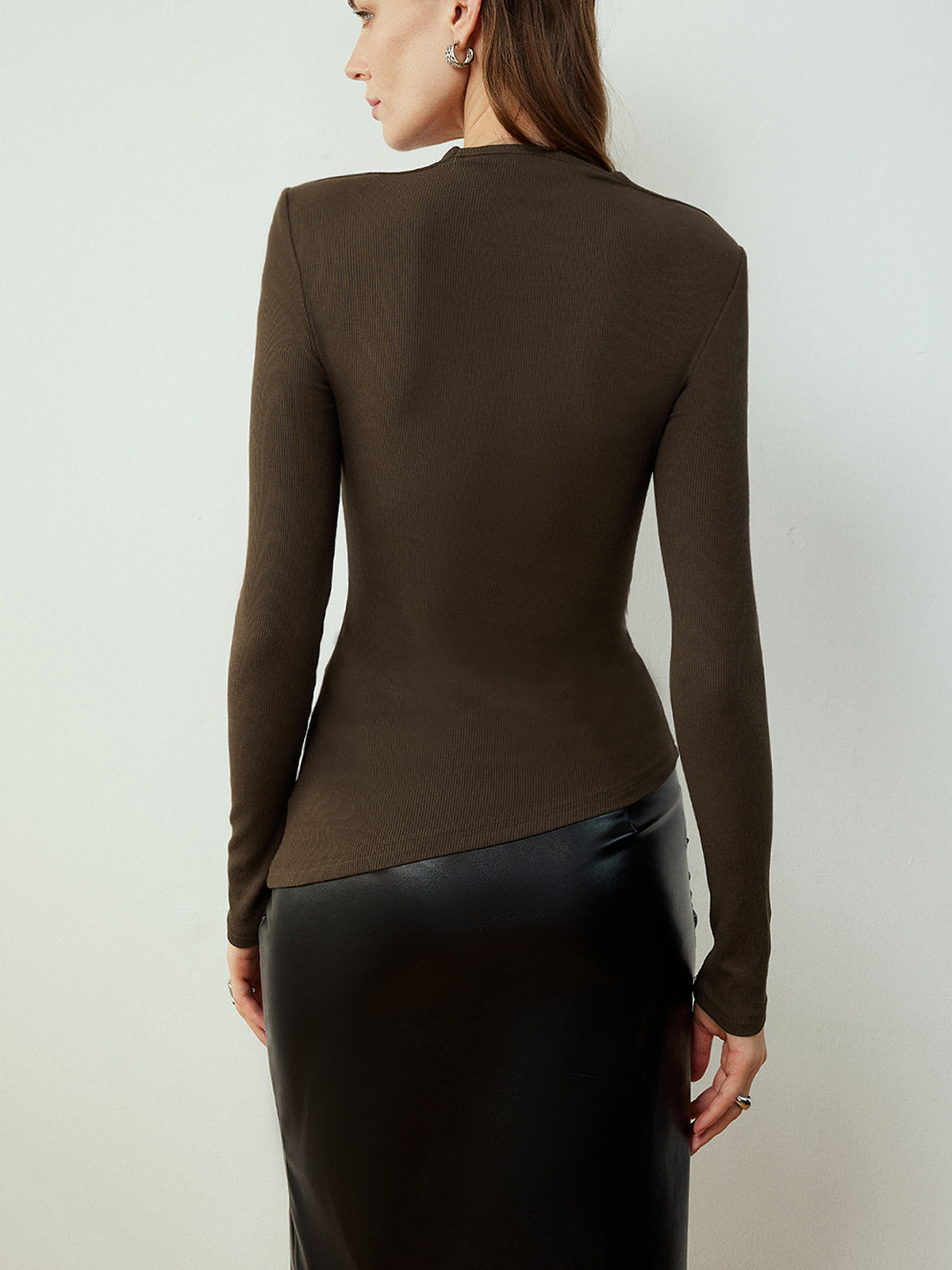 Clara | Asymmetrische Skinny-Bluse