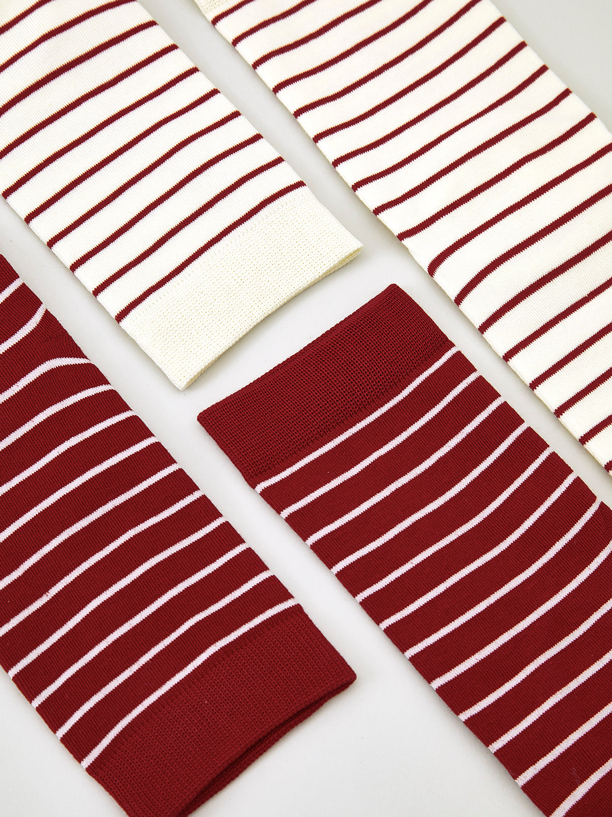 Leni | Kontrastierende Gestreifte Stapelsocken