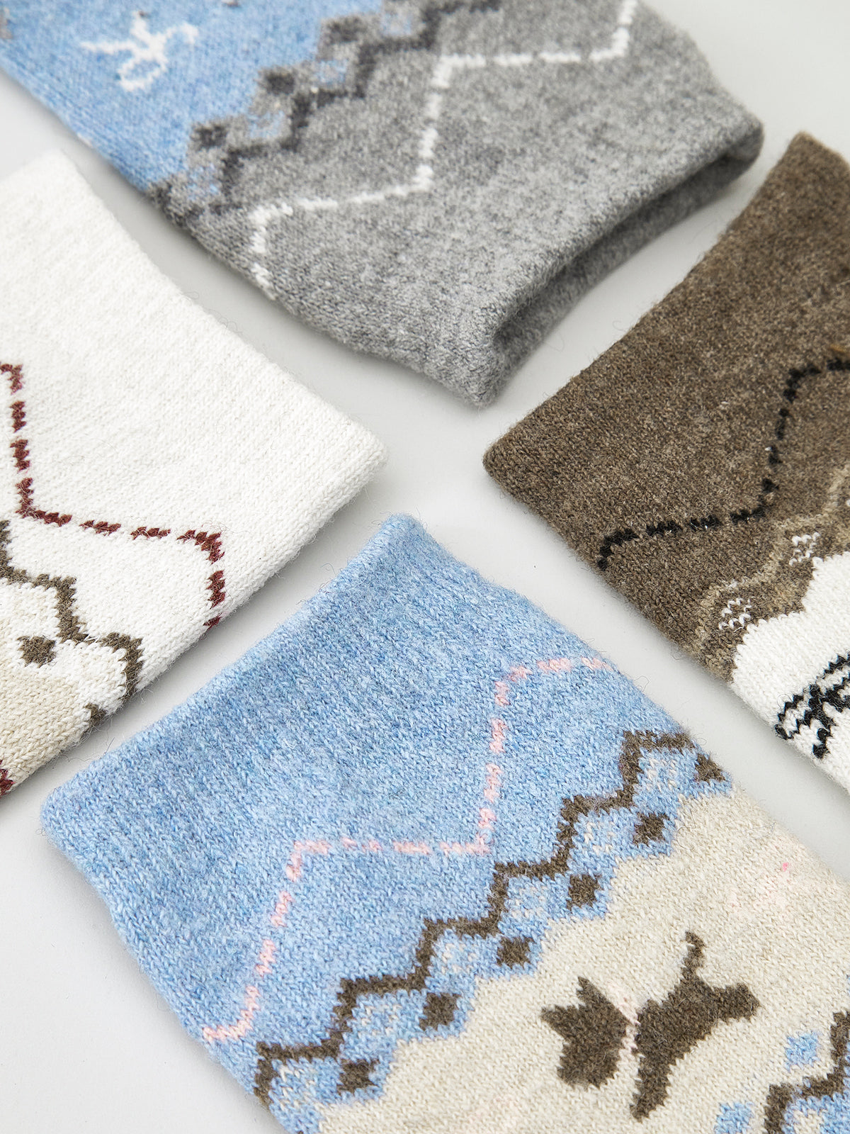 Lena | Kuschelige Socken mit Welpenmuster