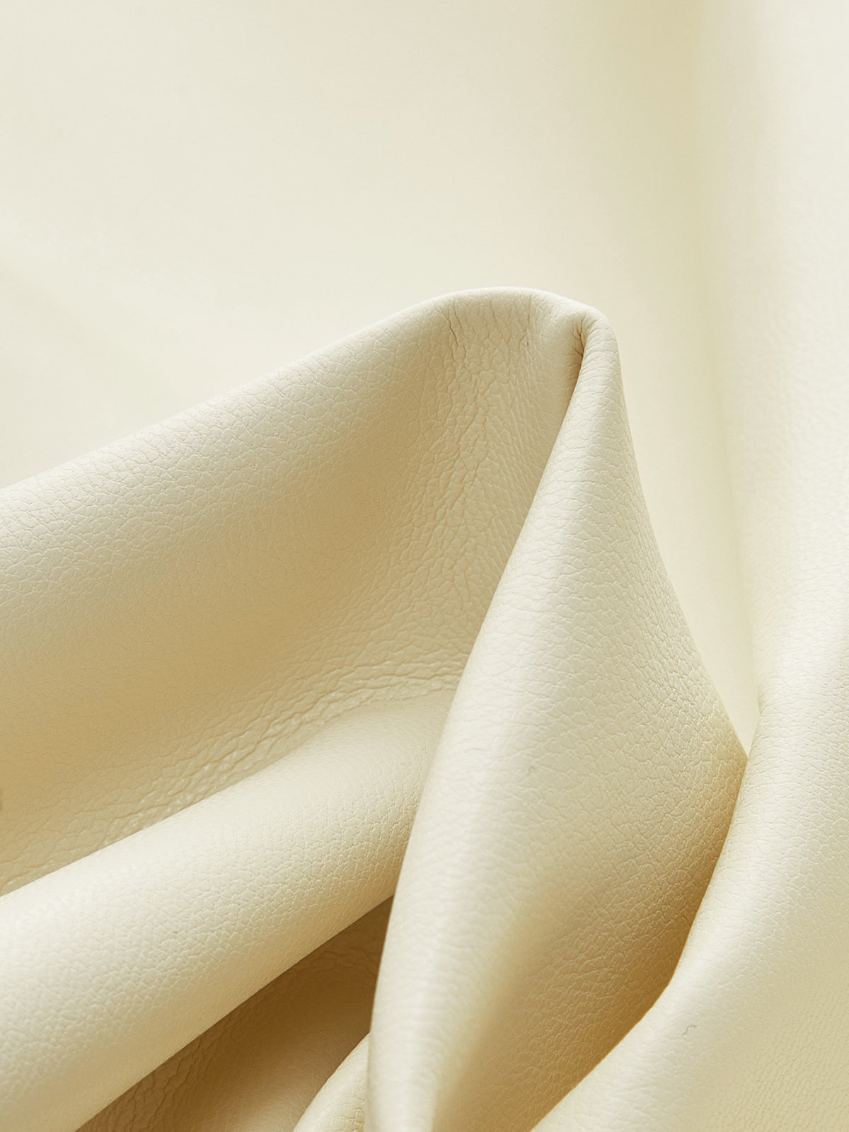 Max | Elegantes Polo-Shirt aus Kunstleder