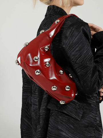 Anna | Rundes Nieten-Armpit Bag