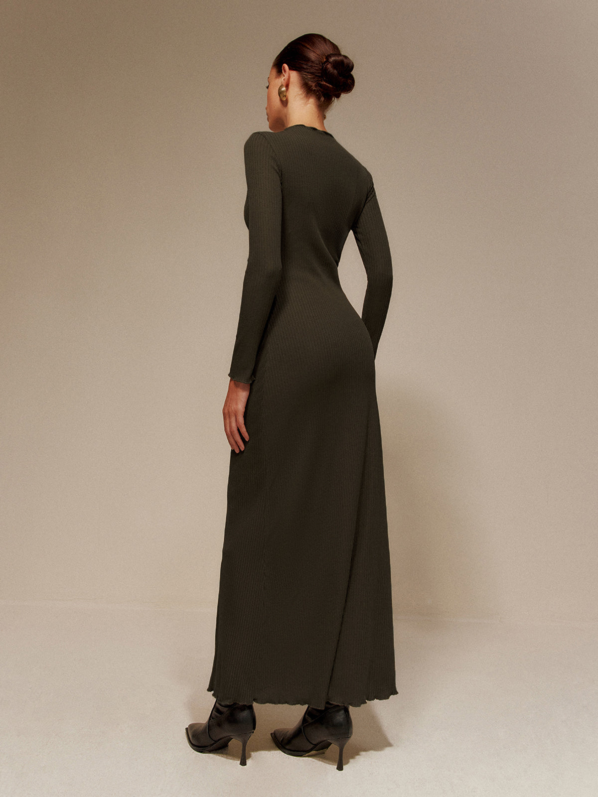 Clara | Elegantes Maxikleid ohne Gürtel mit Lettuce Trim