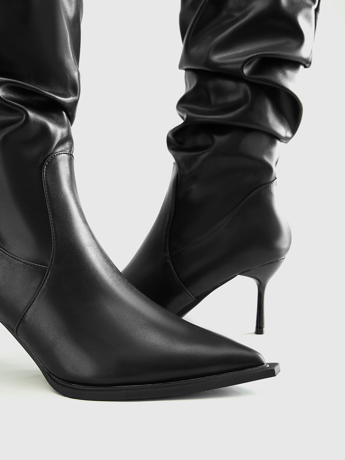 Clara | Hochhackige Geraffte Kniehohe Stiefel