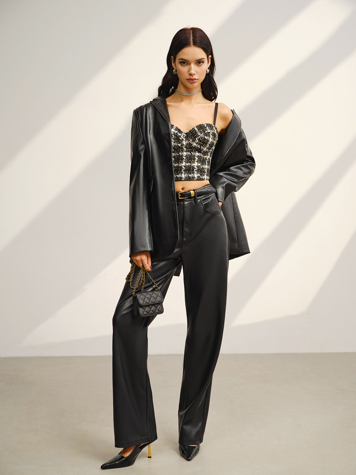 Romy | Charmantes Crop Cami Top
