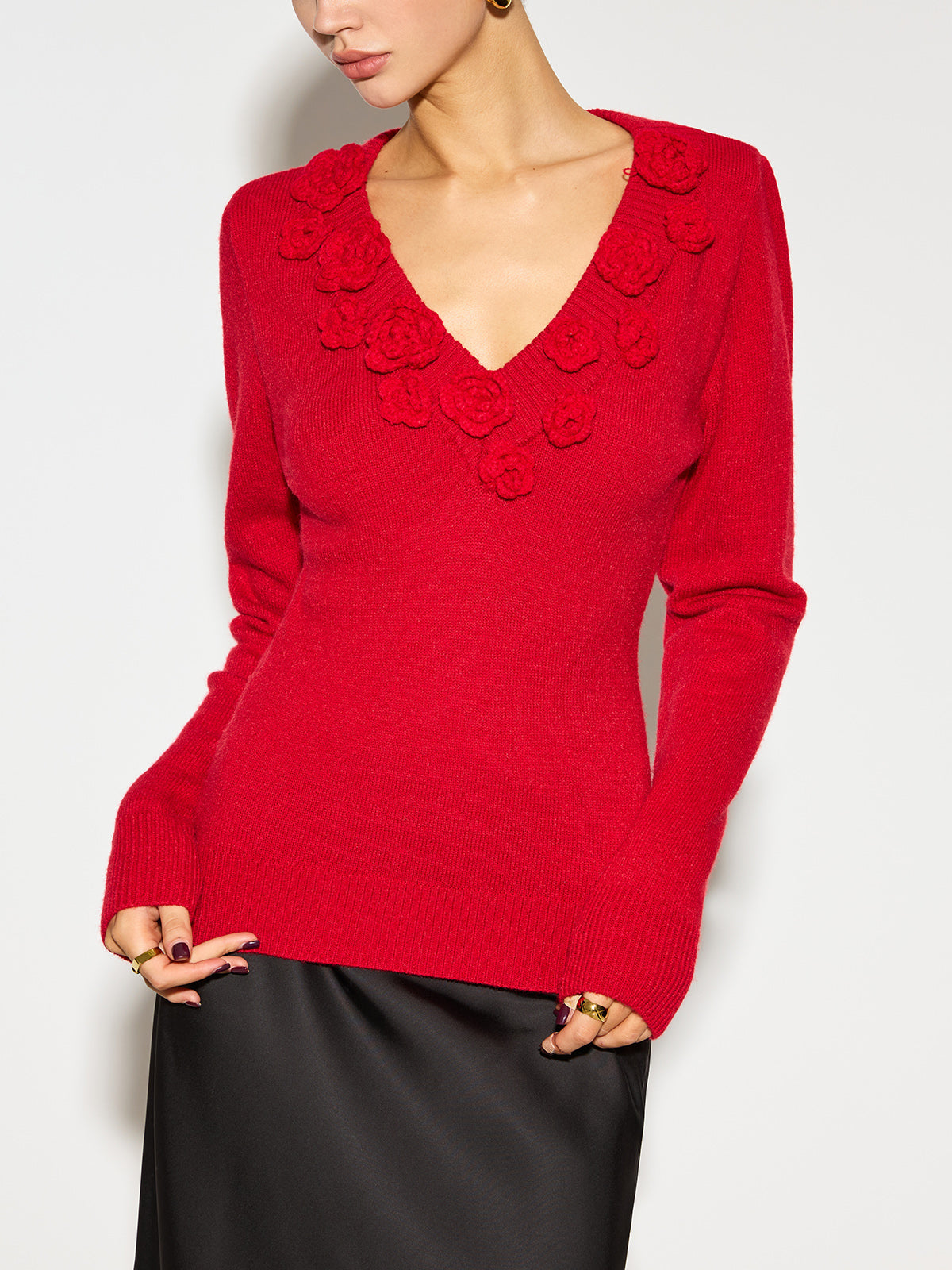 Lisa | V-Ausschnitt 3D Blumen Strickoberteil