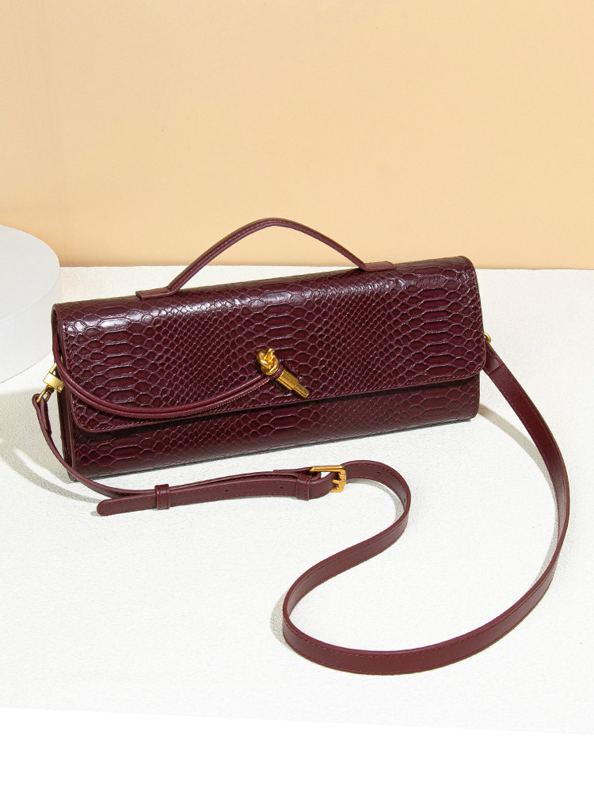 Julia | Vielseitige Schultertasche mit Faltendesign