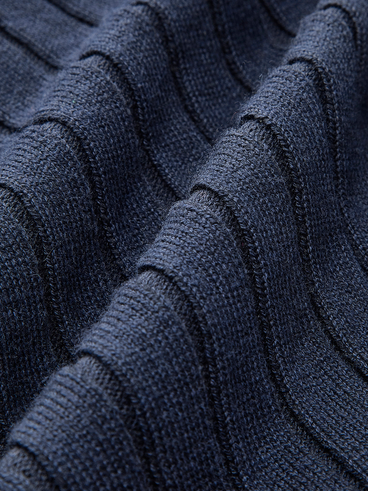 Anna | Figurbetonter Strickpullover mit Knöpfen