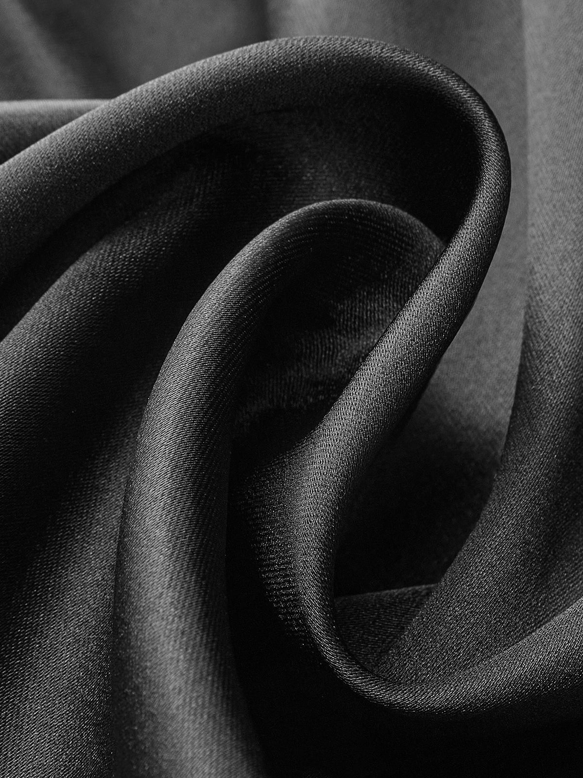 Marie | Gefälteltes Satin-Saum Spitzen-Cami Kleid