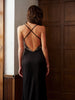 Clara | Elegantes Rückenfreies Kleid aus Satin mit Spitzeneinsätzen