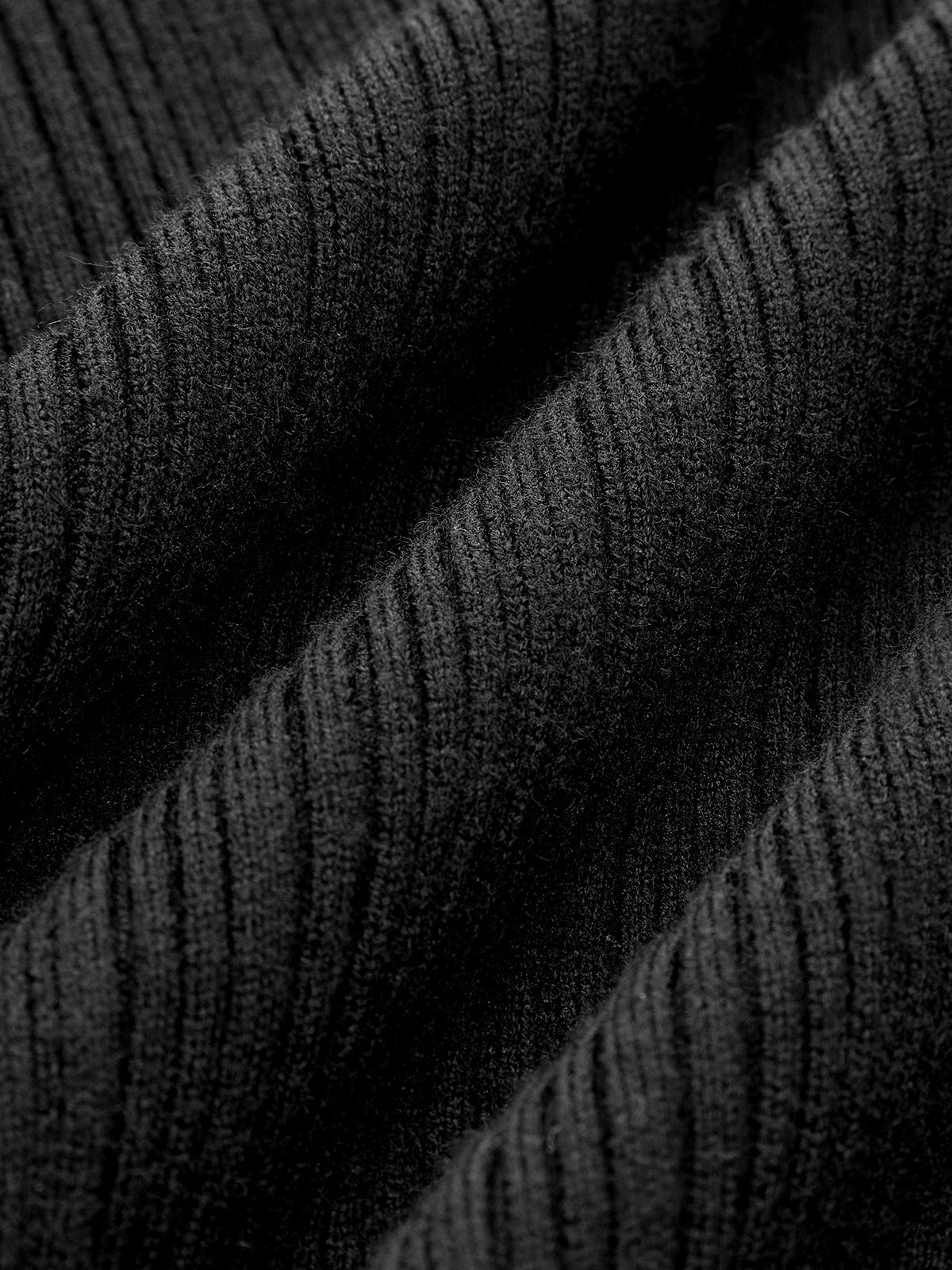 Clara | Rüschen-Strick-Top mit edlem Perlen-Dekor