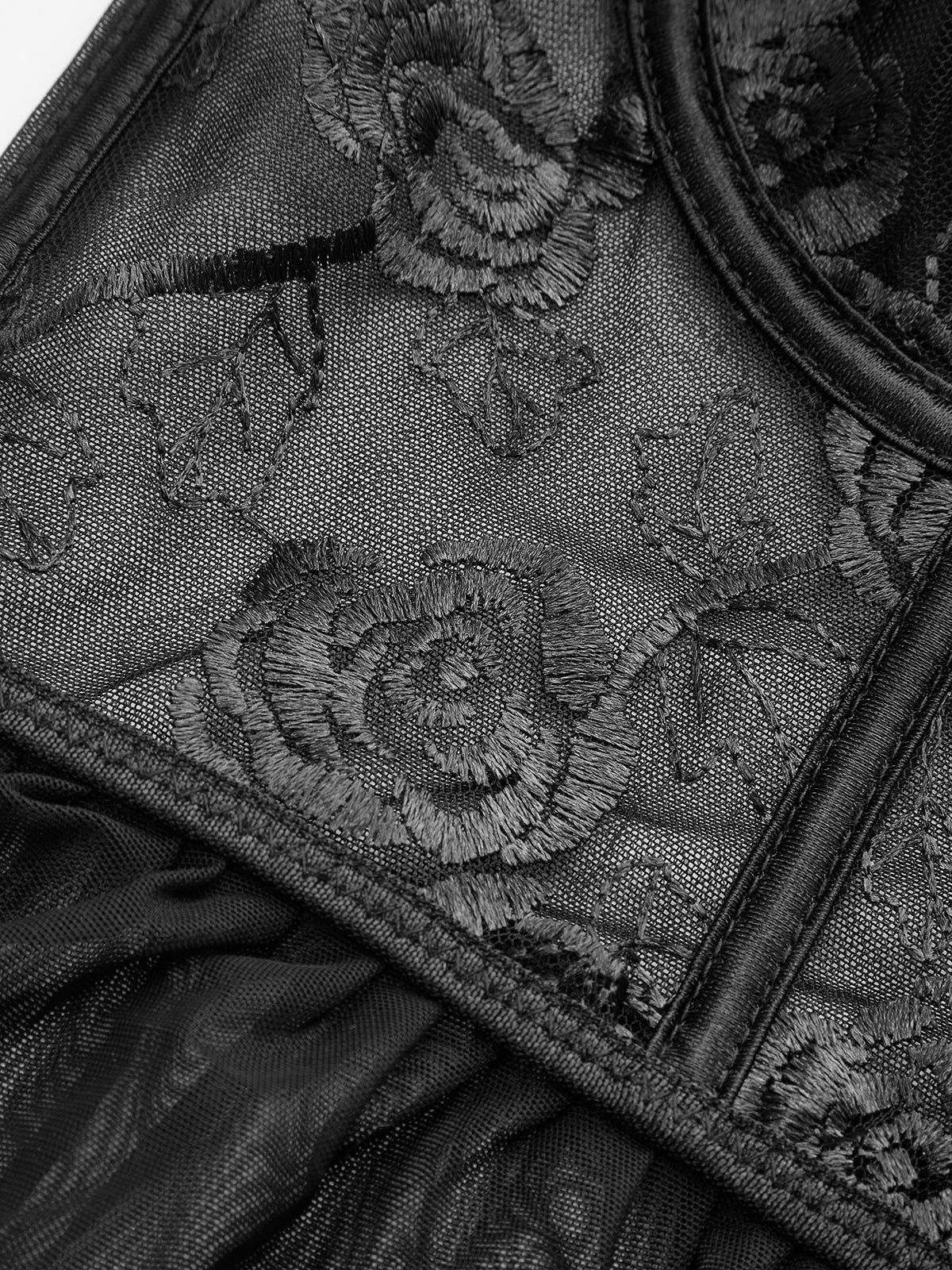 Sophie | Elegantes besticktes Rüschentop