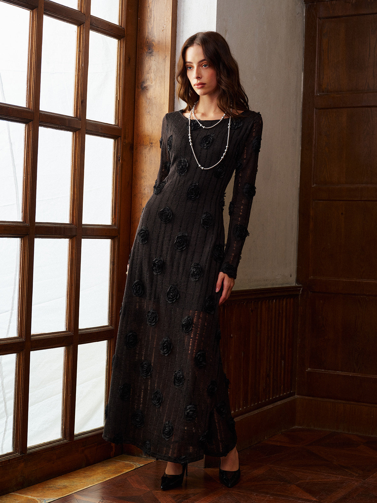 Clara | Langärmliges 3D-Blumen Kleid