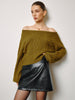 Clara | Elegantes Strickoberteil mit kaltem Schulterstil