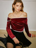 Verführerische Bluse | Off-Shoulder Samtbluse mit Kontrastbesatz