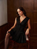 Jana | Elegantes V-Ausschnitt Wildleder-Faltenkleid