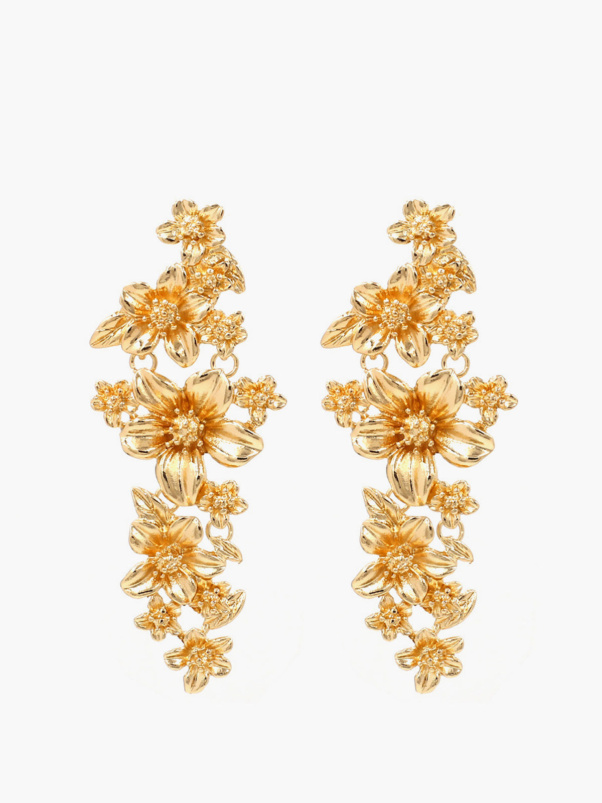 Clara | Goldene Florale Anhänger-Ohrstecker