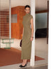 Clara | Schlankes Kleid mit Stehkragen und Cutouts