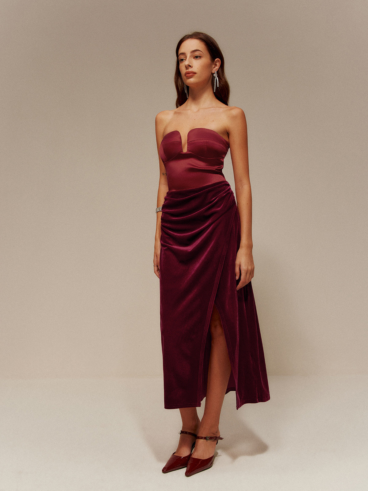 Sophie | Satin-Paneel Samt Plisseerock Tube Kleid
