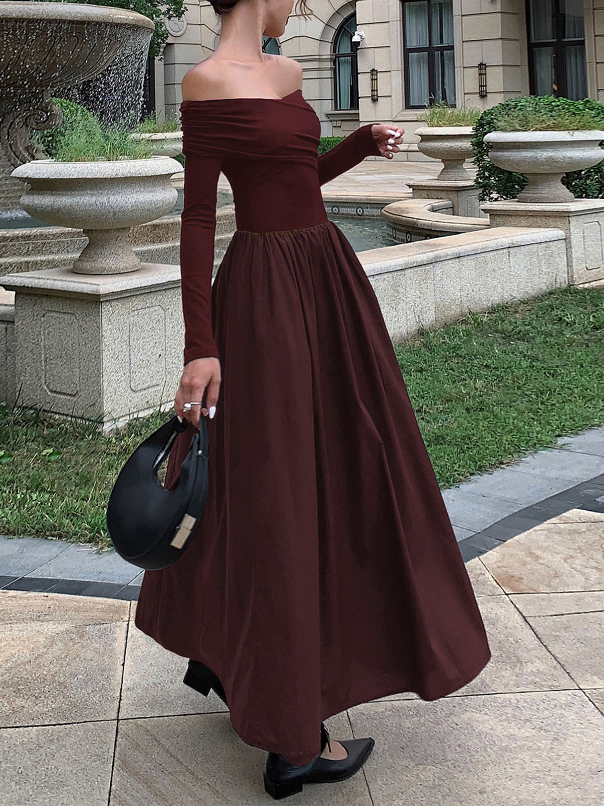 Charlotte | Stilvolles schulterfreies Maxikleid mit gekreuzten Schultern