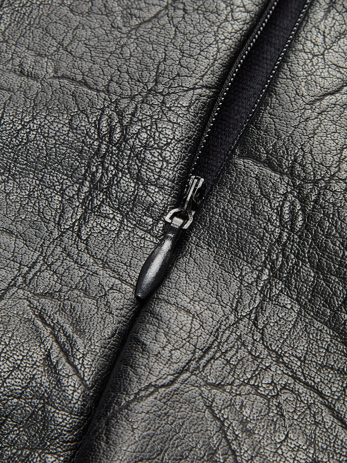Carla | Stilvolles Kunstleder Kleid mit Cutout-Details