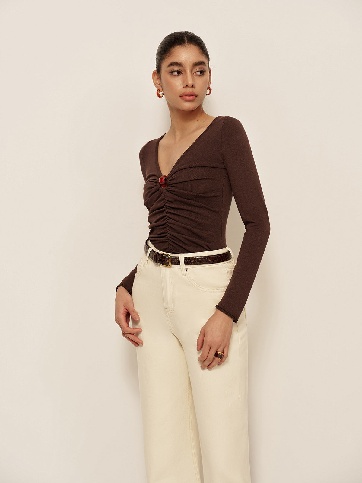 Leonie | V-Ausschnitt Plissiertes Slim Strickoberteil
