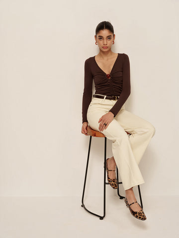 Leonie | V-Ausschnitt Plissiertes Slim Strickoberteil