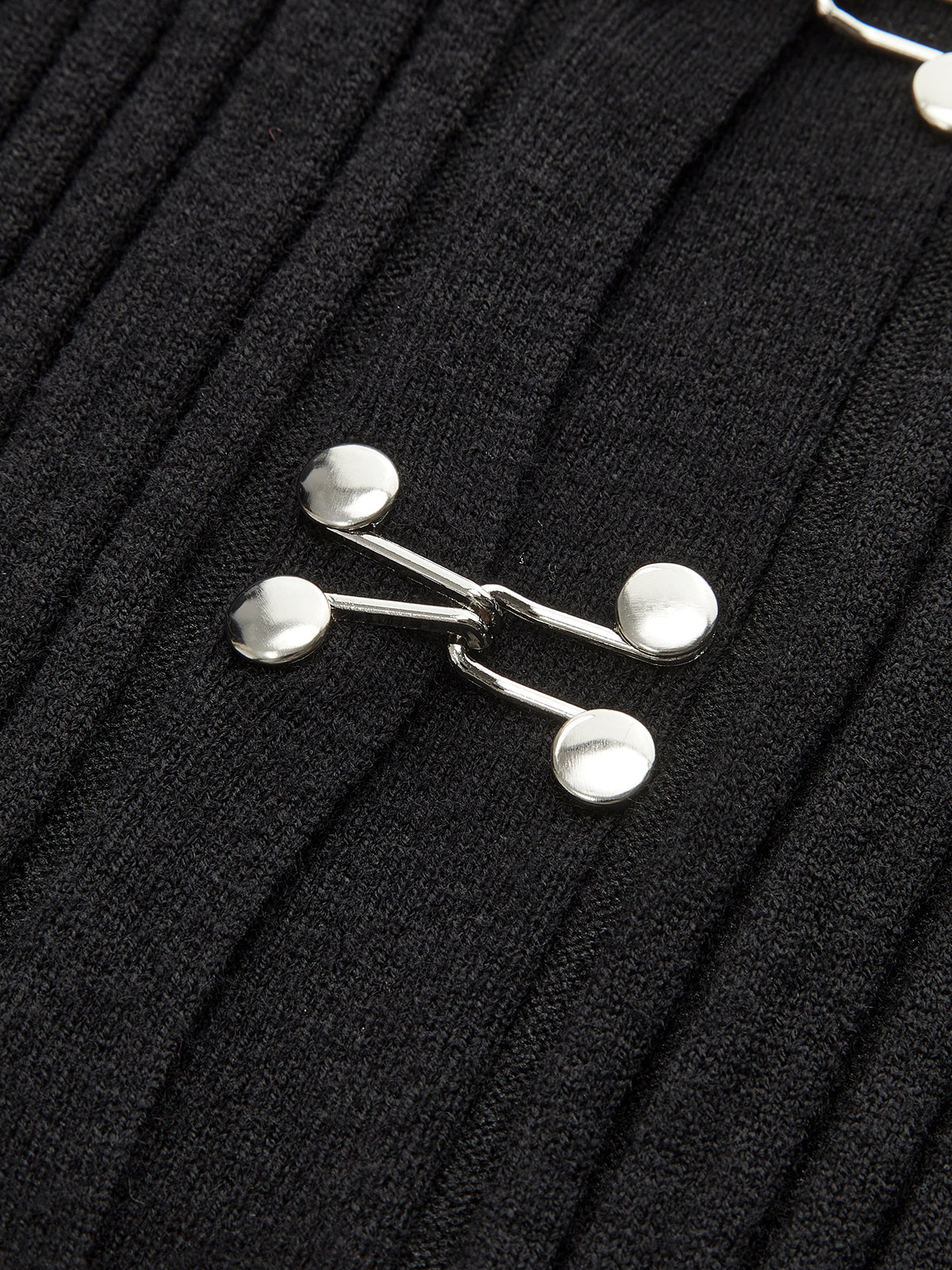 Leonie | Skinny Strickoberteil mit Hakenfront