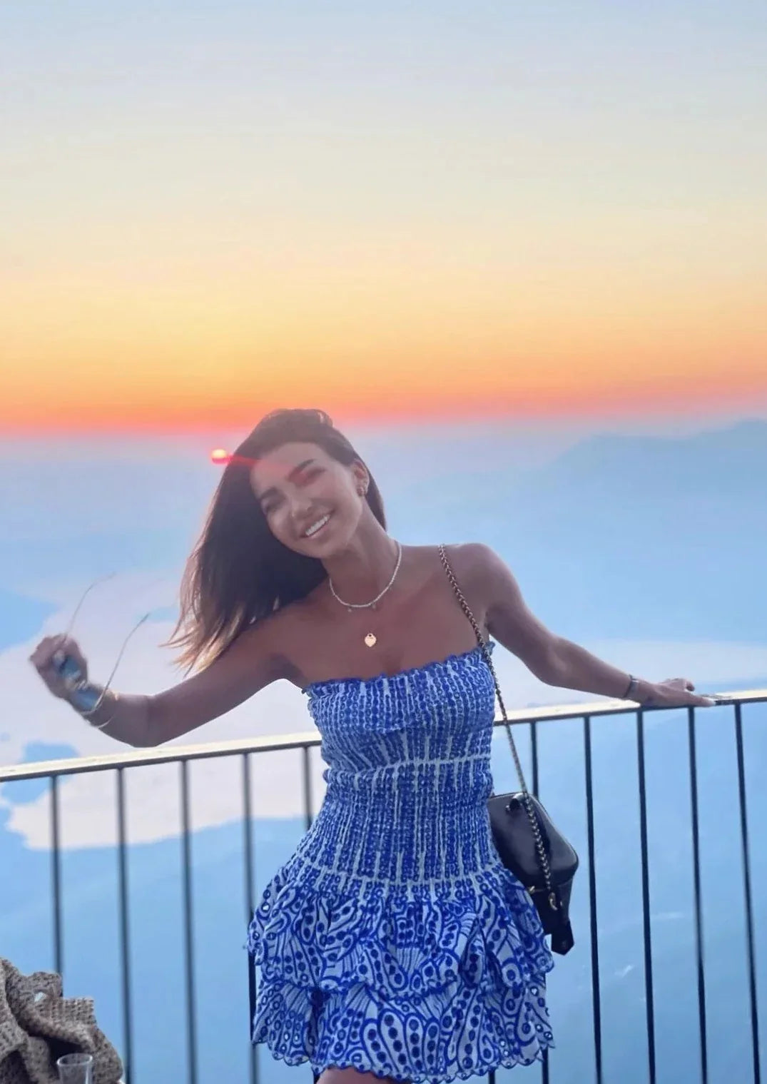 Lina | Stylisches Satin Kleid - Perfektes Glitzer Kleid für Events