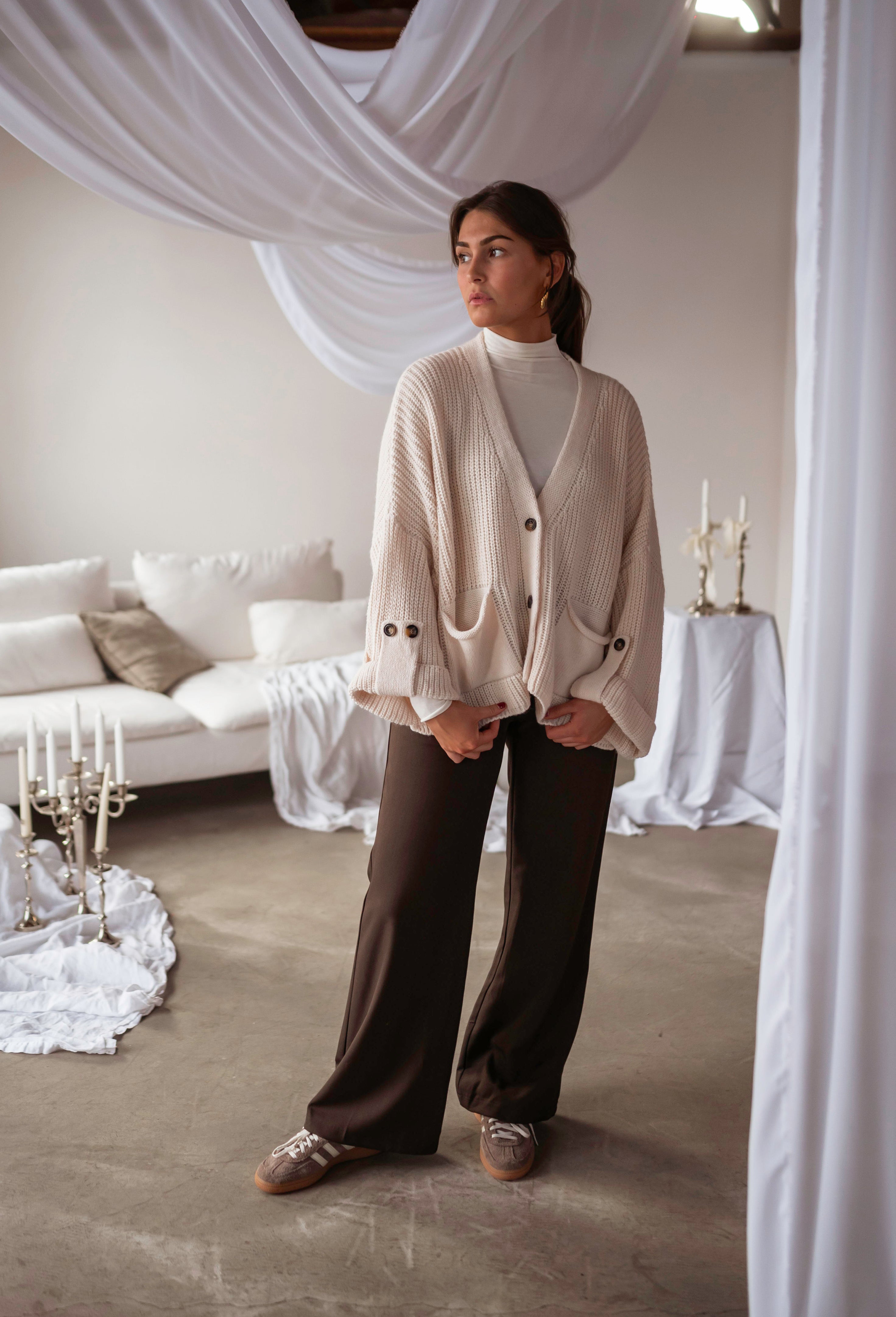 Ophélie | Elegante Bluse mit V-Ausschnitt