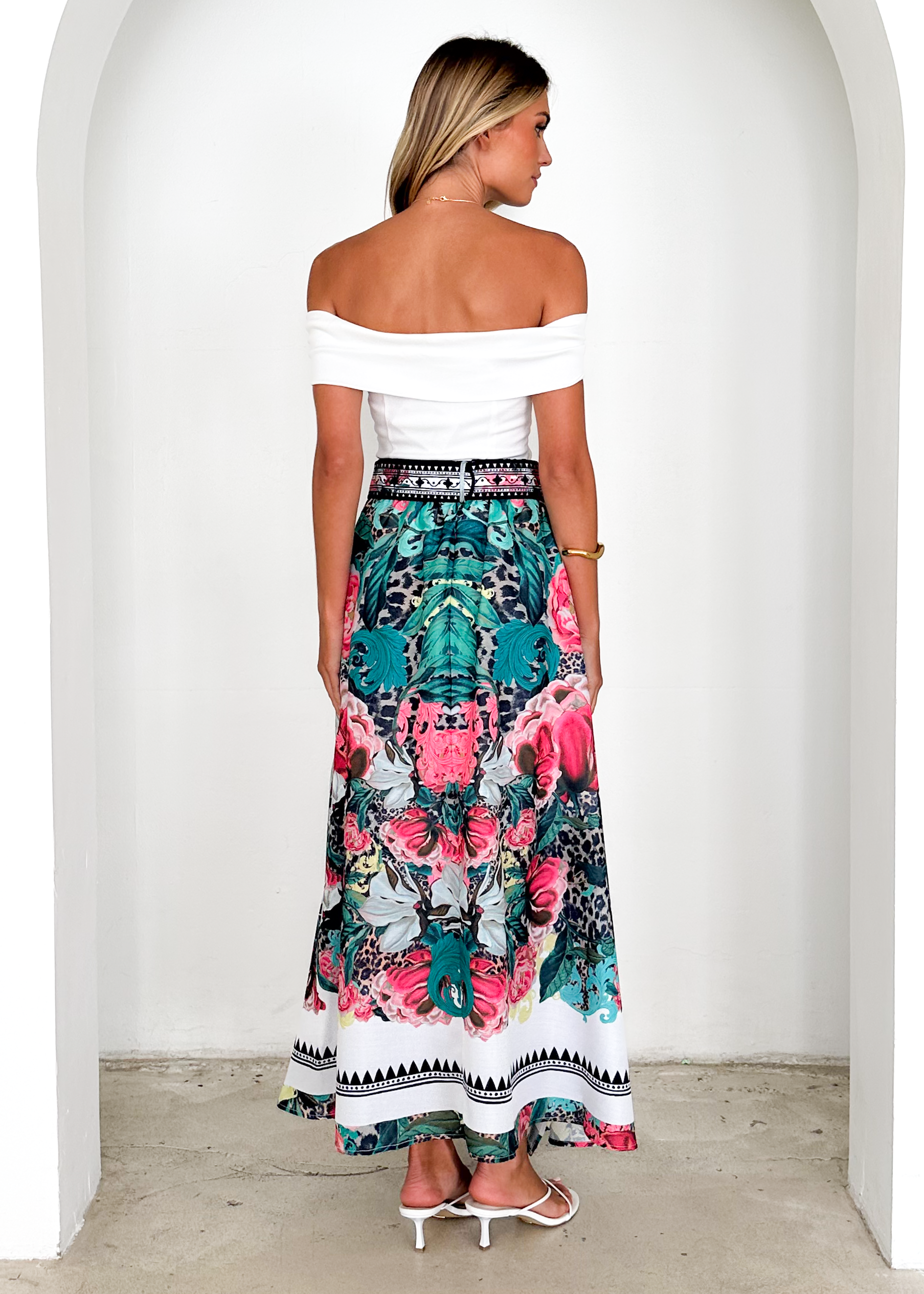 Pippa | Femininer Midirock mit Blumenmuster