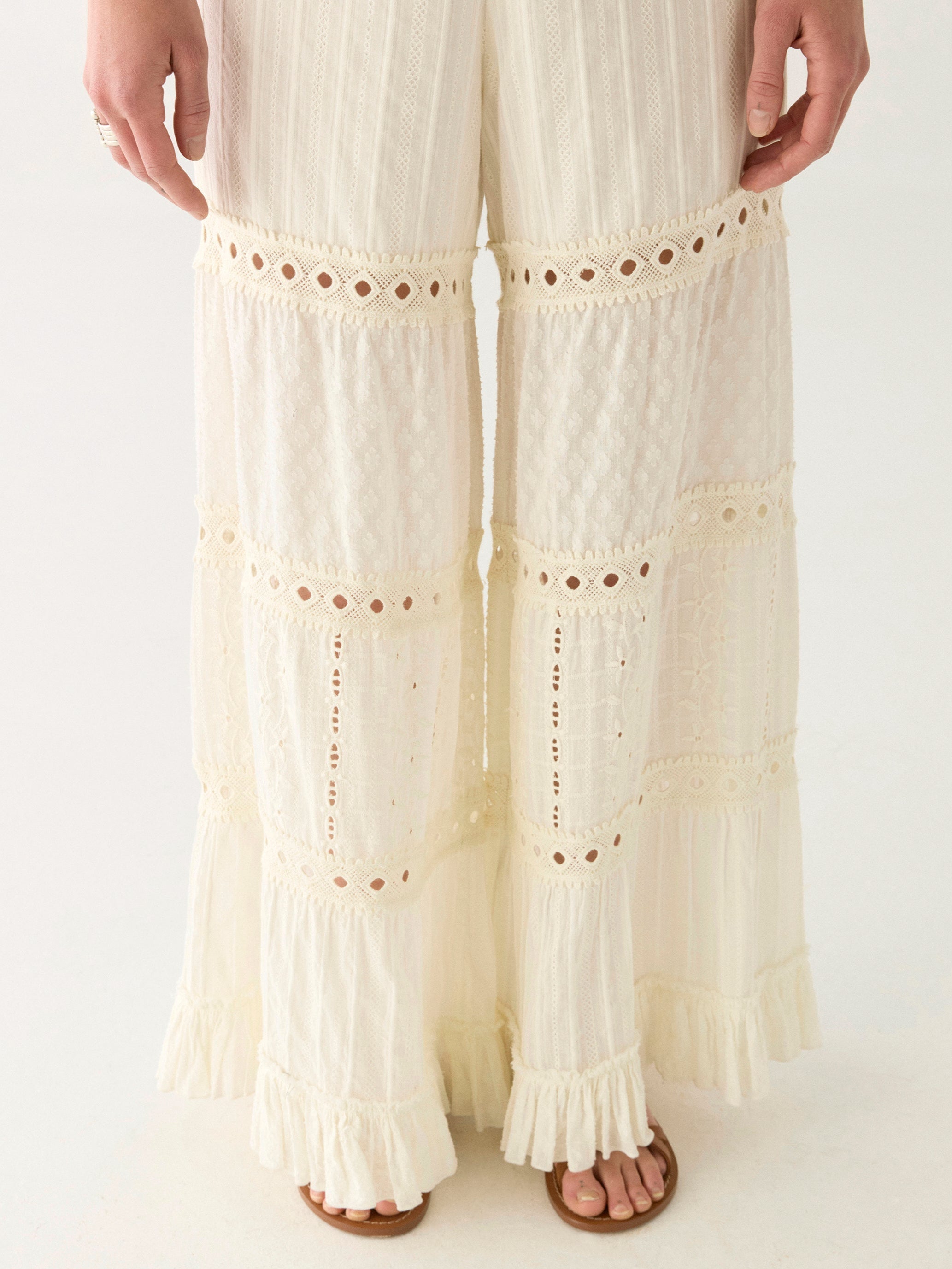 Ingrid | Mambo-Hose - Rumba-Spitze