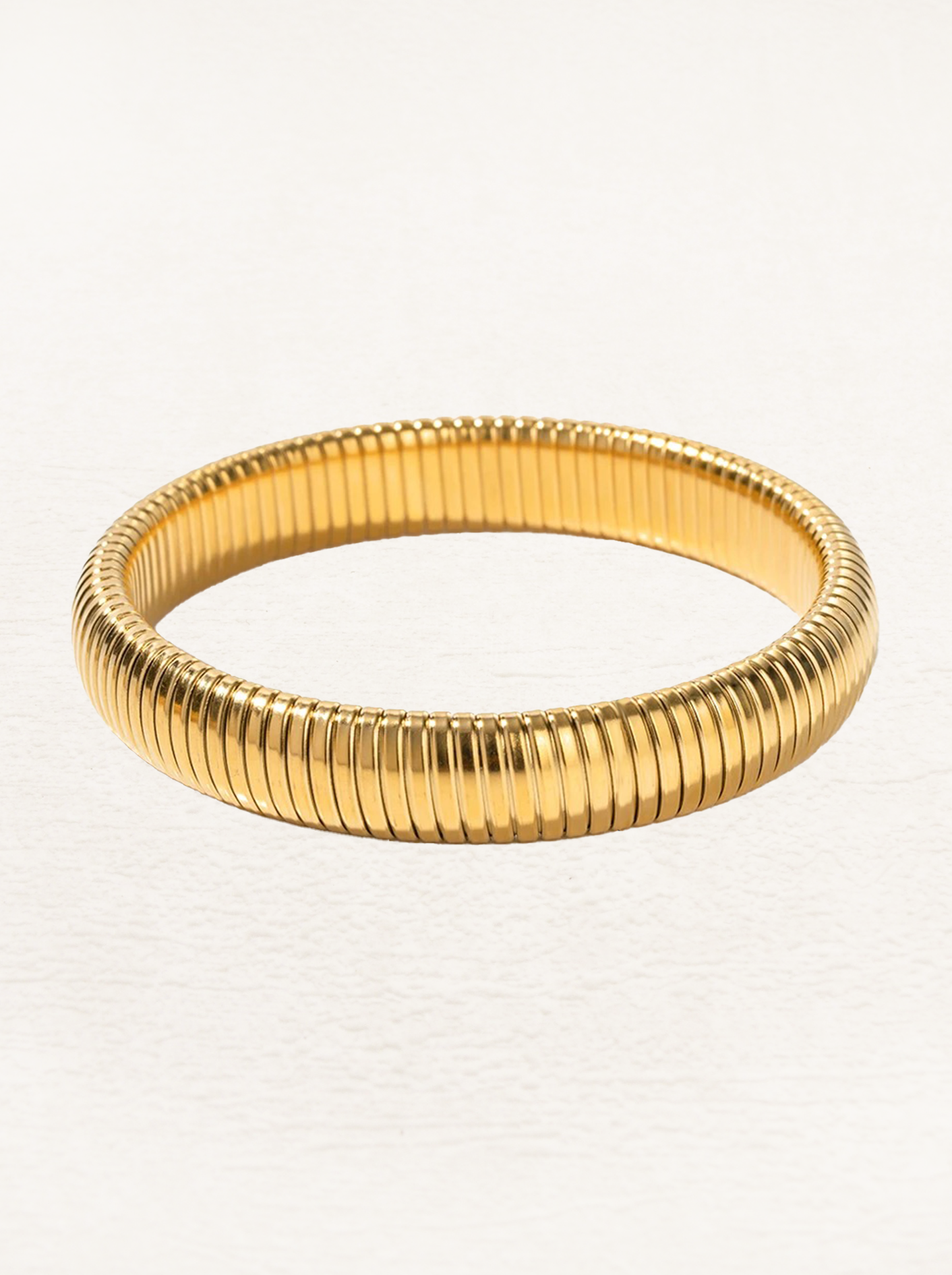 Serpentina – Breites Schlangenarmband mit 18K-Goldbeschichtung