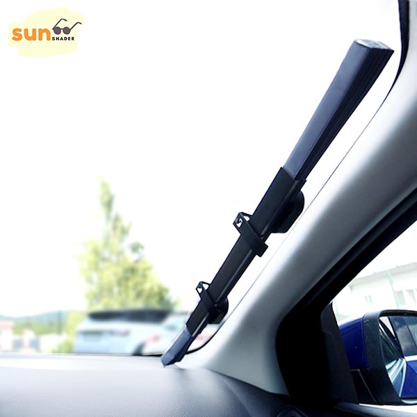 Elsie | SUNSHADER® - WINDSCHUTZSCHEIBENSCHIRM