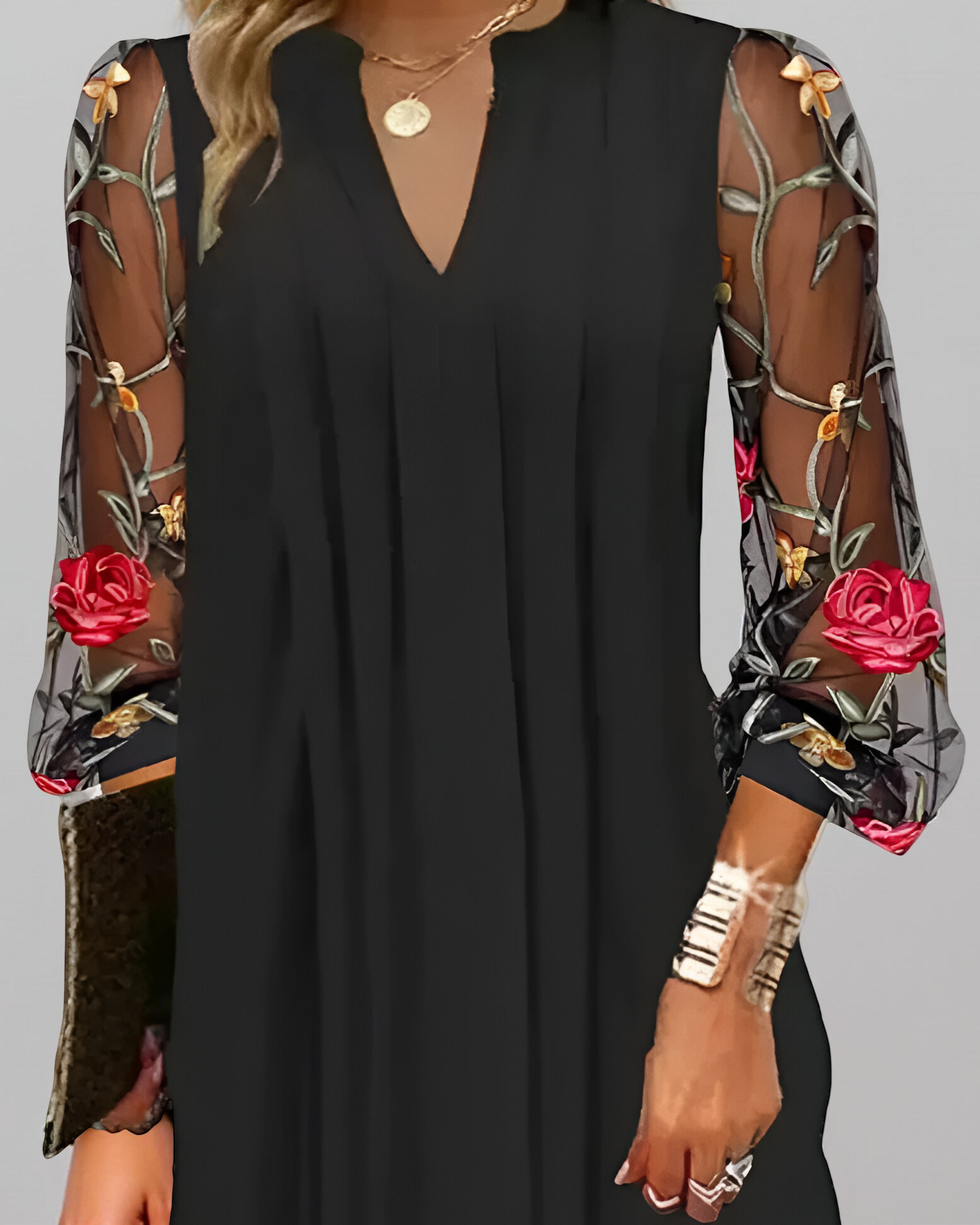 Kiera | Elegantes langes Damenkleid mit bestickten Ärmeln