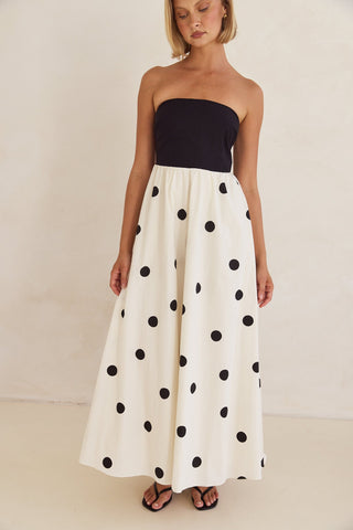 Elena | Maxi-Kleid mit Polka-Dot-Details