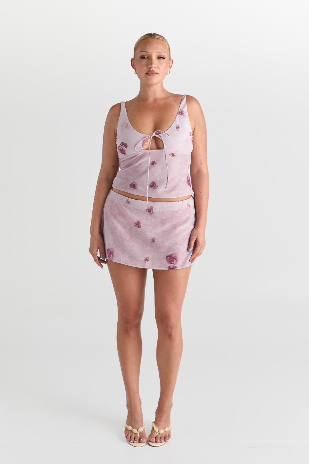 Bella | Top – Femininer Charme mit Blumendruck!