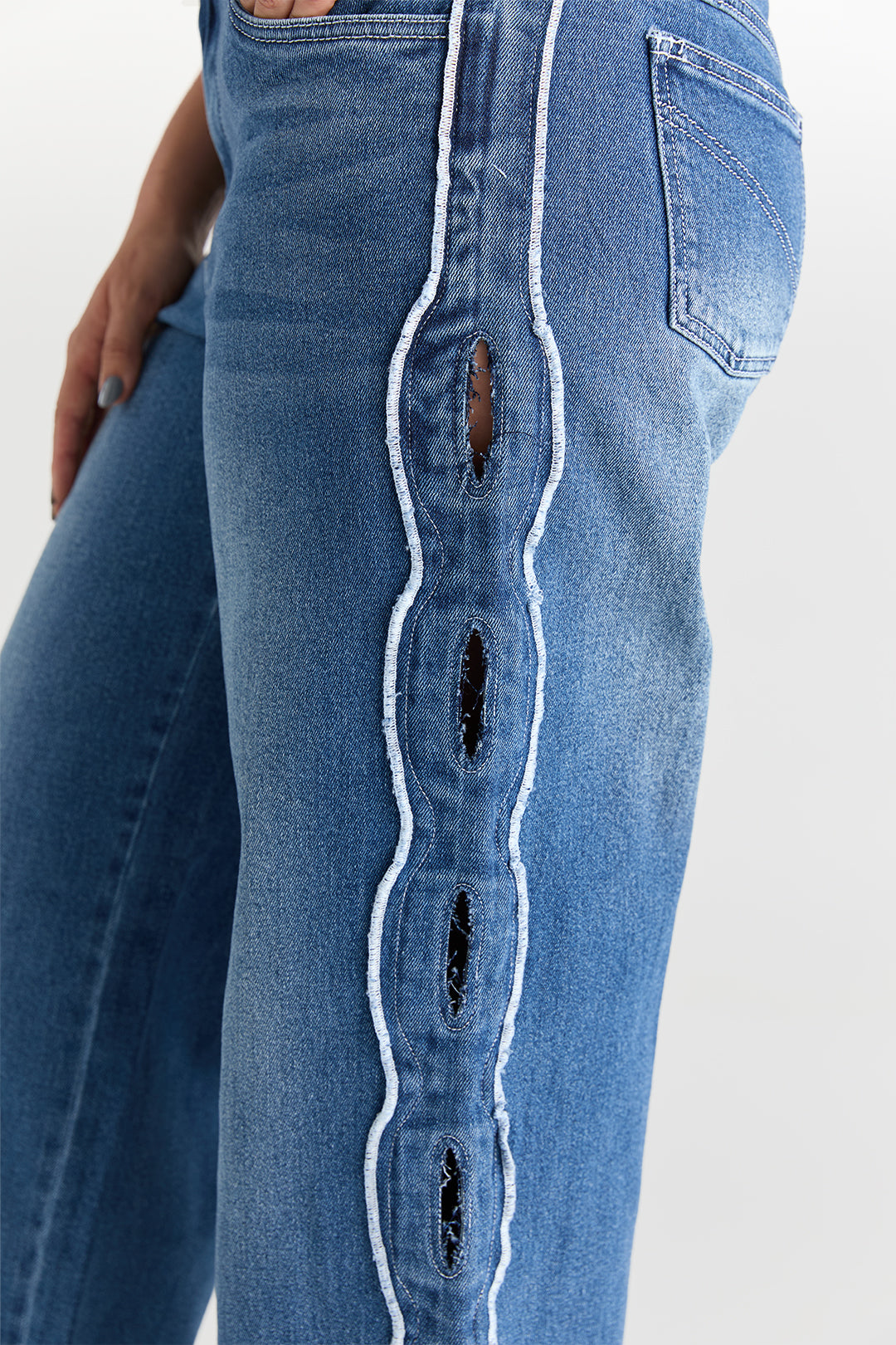 Cairo | Jean – Lässiger Chic in Mittelblau