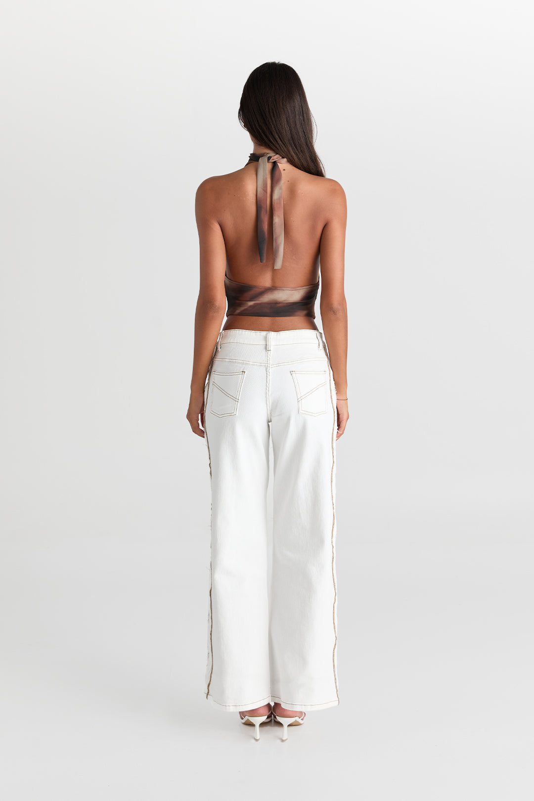 Cairo | Jean – Zeitlose Eleganz in Weiß
