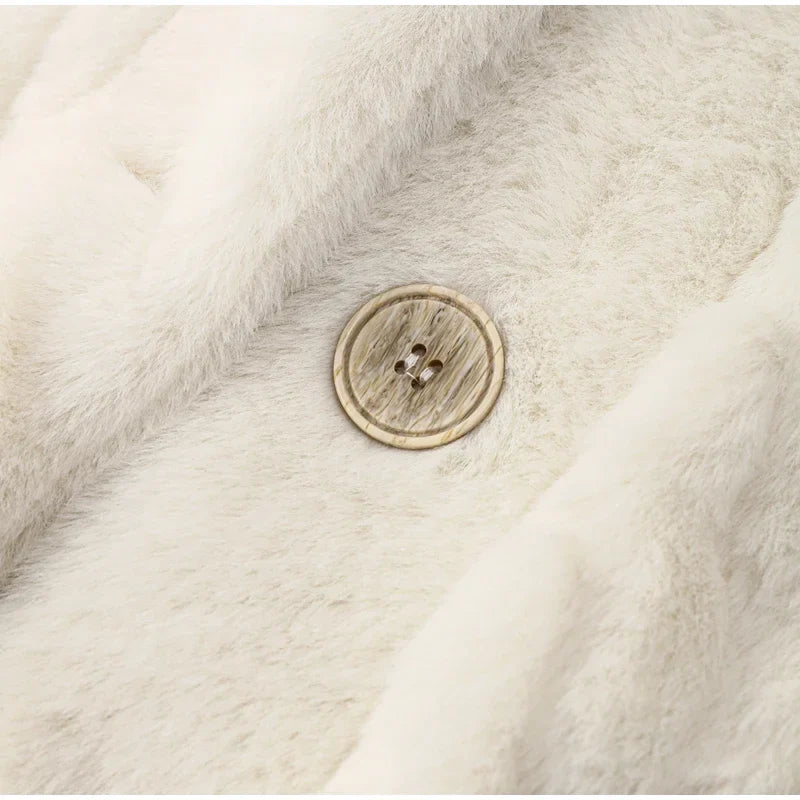 EVA | Luxuriöser Eco-Faux-Fellmantel