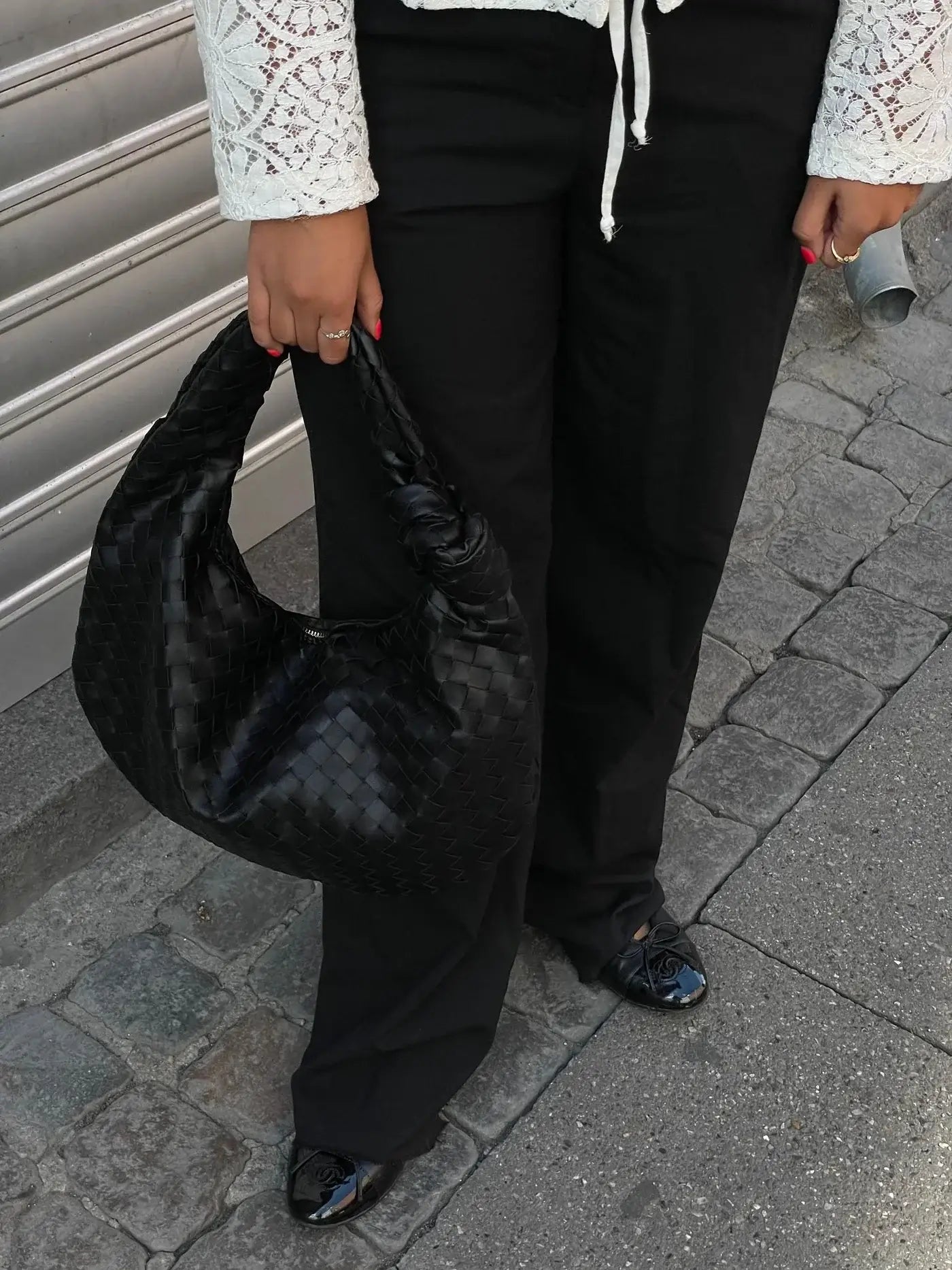 Elegante gewebte Schultertasche Medium