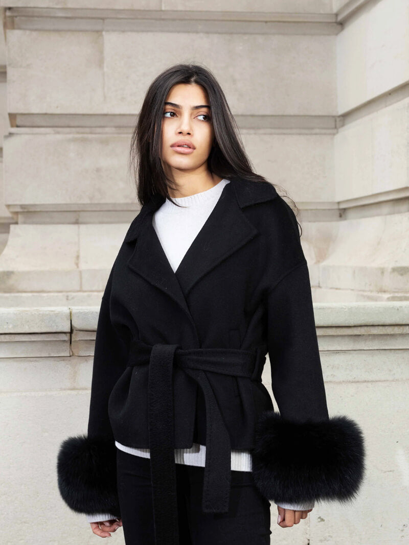 Grace | Eleganter Kunstpelzmantel für Herbst & Winter