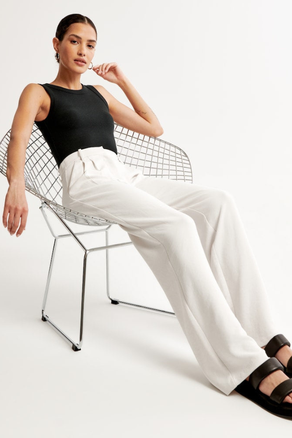 Aeryn | Wide trouser legs