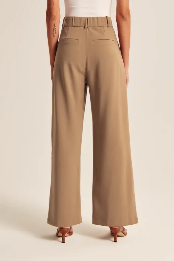 Aeryn | Wide trouser legs