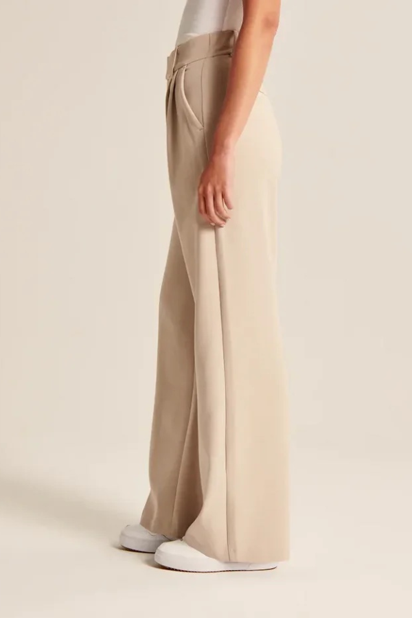 Aeryn | Wide trouser legs
